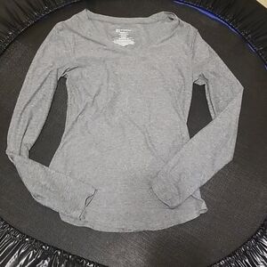 B32:Nobo, size xs womens long sleeve vneck gray